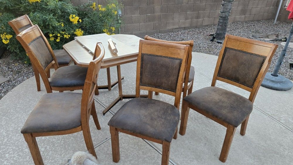 Kitchen Table And Chairs