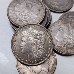 STATUS: OLD NOVELTY ** (26 GRAMS) SILVER PLATED US (1896/903 S/O) MORGAN ONE DOLLAR**