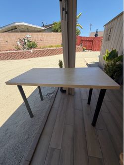 Beautiful Table or Desk.