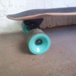 Landyachtz  Dingy Skateboard 