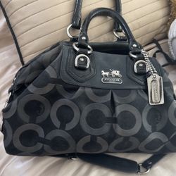  VINTAGE COACH PURSE 