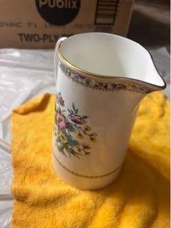 Foley China 'Ming Rose' creamer or milk jug with floral pattern and gold trim