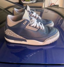 Jordan 3s “GeorgeTown” size 8