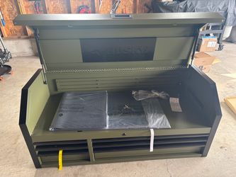 Husky heavy duty tool chest
