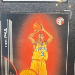 Chris Paul Relic Rookie /500 SGC8