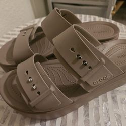 Crocs Brooklyn Buckle