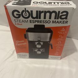 Gourmia 4 Shot Steam Espresso Maker Black Silver with Glass Carafe