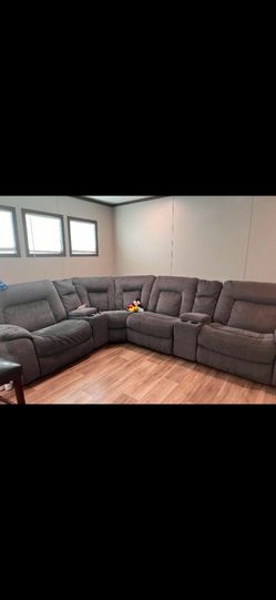 Large Couch set 🛋 Living Room/Theater Room