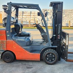Toyota Forklift 6000 Lbs Capacity 