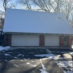 One bedroom, Coach house