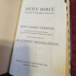 Tyndale Holy Bible People's Parallel Edition