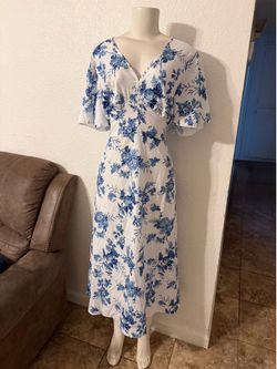 Women’s dress new without tags size XL stretchy