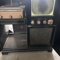 This vintage Admiral "Home Theatre" entertainment 
