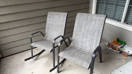 Academy 1 rolling and 1 non rolling chair