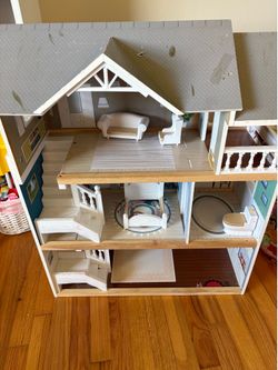 Doll house