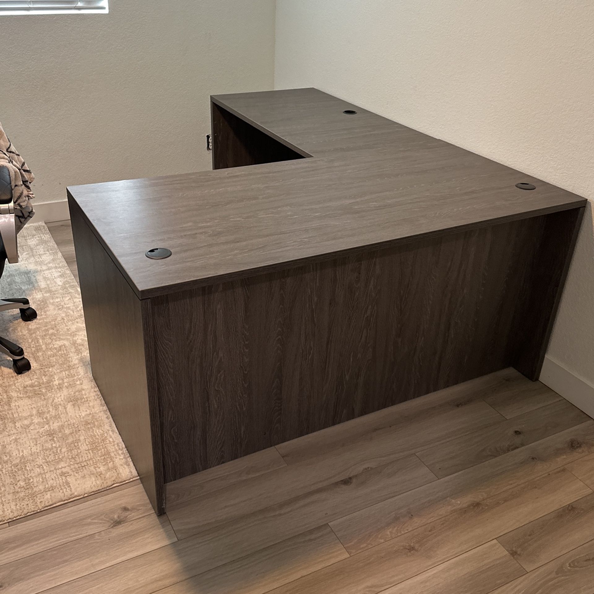Office Desk