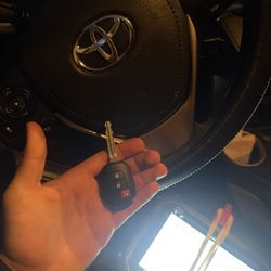 key fobs/ llaves y controles para carros 