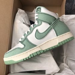 Nike Dunks Green Denim