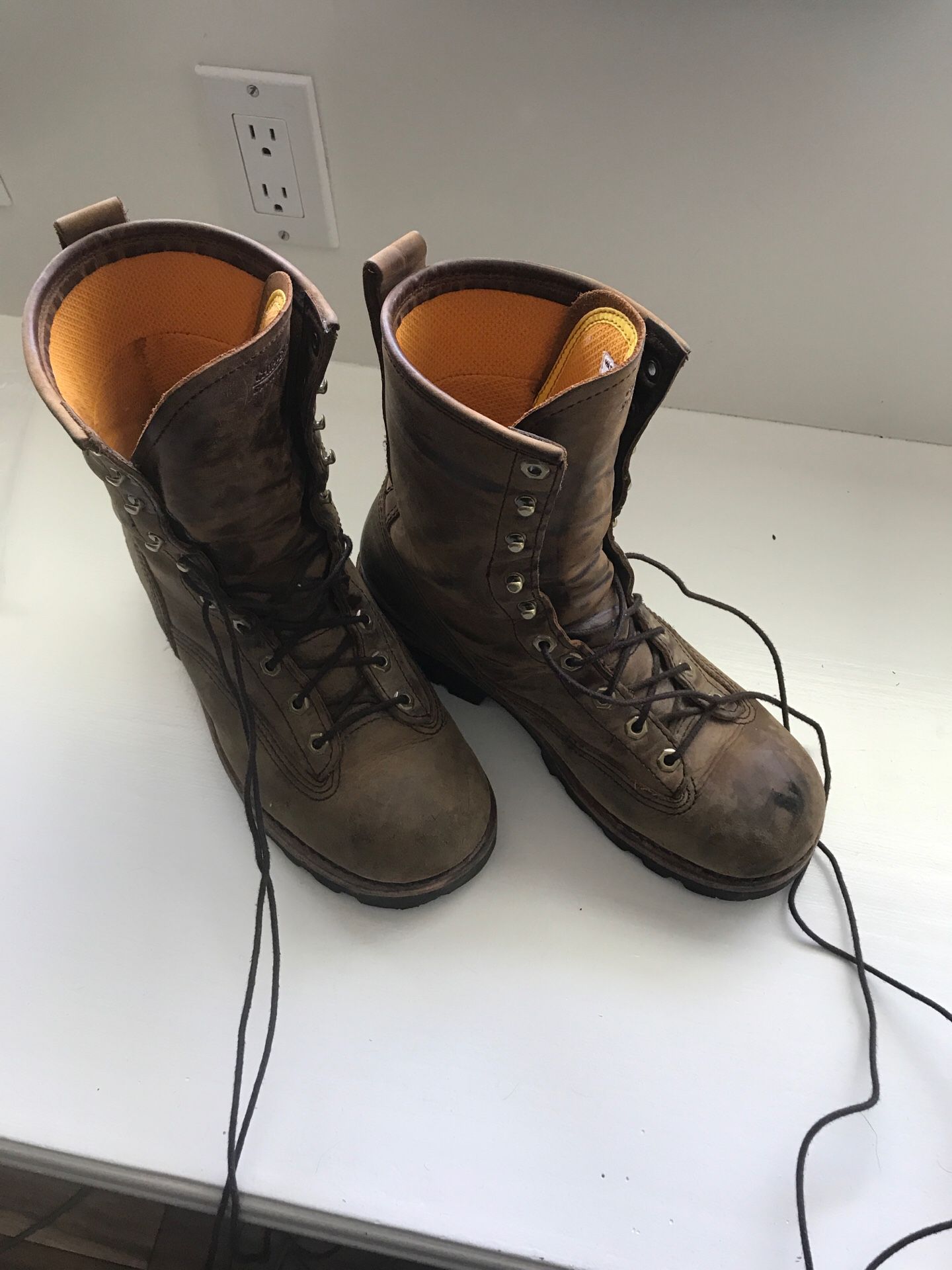 Logger boots Chippewa size 10