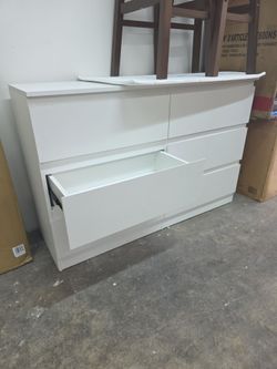6 drawers Dresser white New