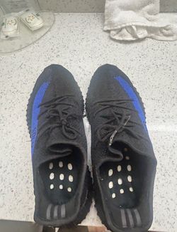 Yeezy 350 dazzling blue