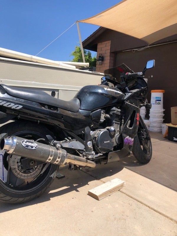 motorcycle 1996 Kawasaki gpz 1100