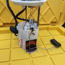 2019 Ford Escape 1.5 / 2.0 Engine Fuel Pump