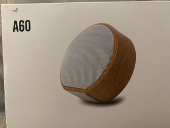 *Brand New*Wood Style Bluetooth Speaker