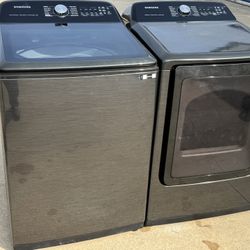 Black stainless Samsung washer and Samsung dryer electric extra large capacity in excellent working condition extra for delivery   same day delivery a