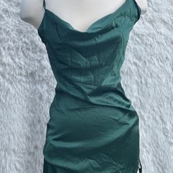 New Elegant Green Women's Satin Dress size Medium 