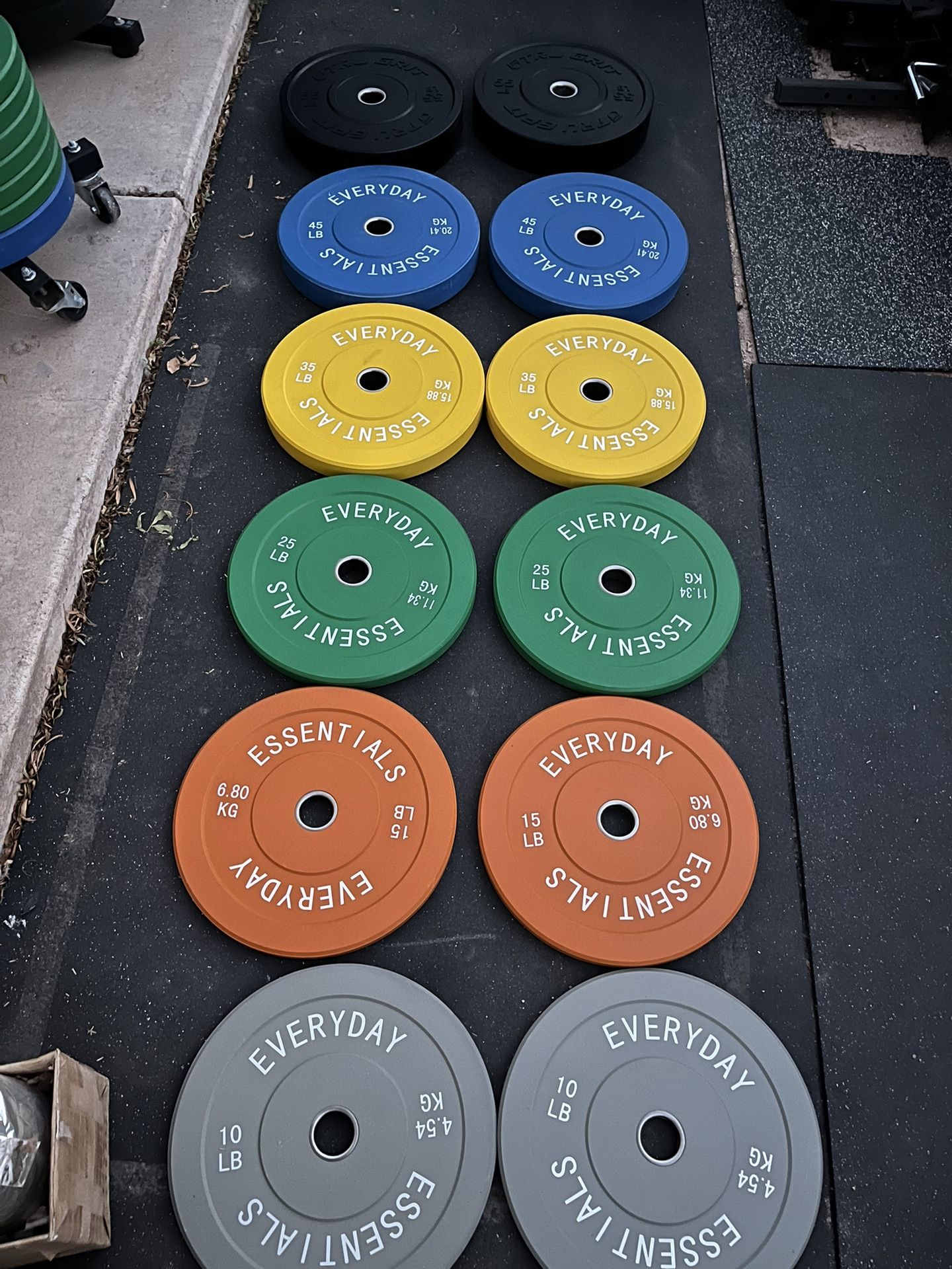 370lb Olympic Bumper Plate Set Weights