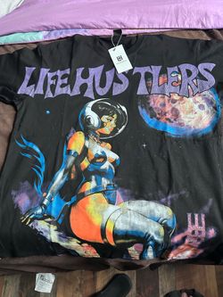 Graphic tee life hustlers