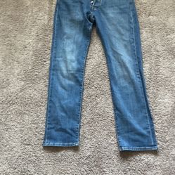 Levi’s 501 Stretch (BRAND NEW)