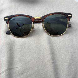 Ray-Ban Clubmaster Sunglasses