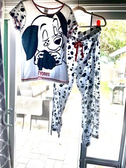 Women’s Disney Dalmatian PJ set size M