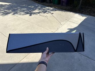 Covercraft UVS100 Premier Series Sunshade – Custom Fit for Elantra