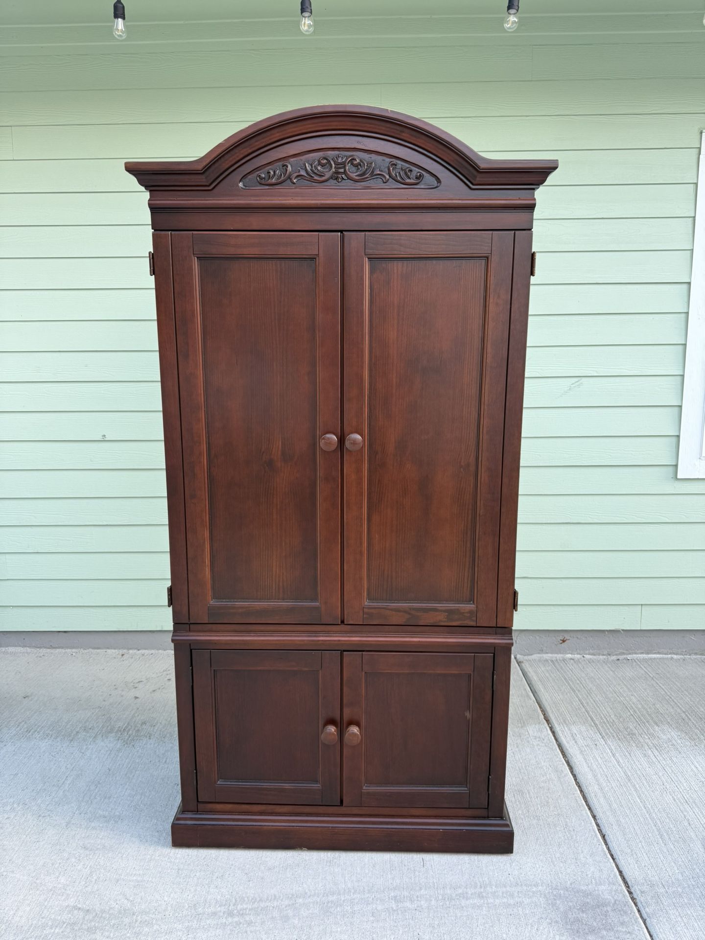 Furniture. Dressing room. Wardrobe. Storage cabinet.