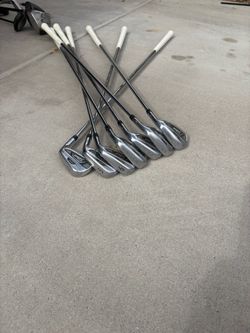Titleist 712 AP2 Iron Set Golf Clubs