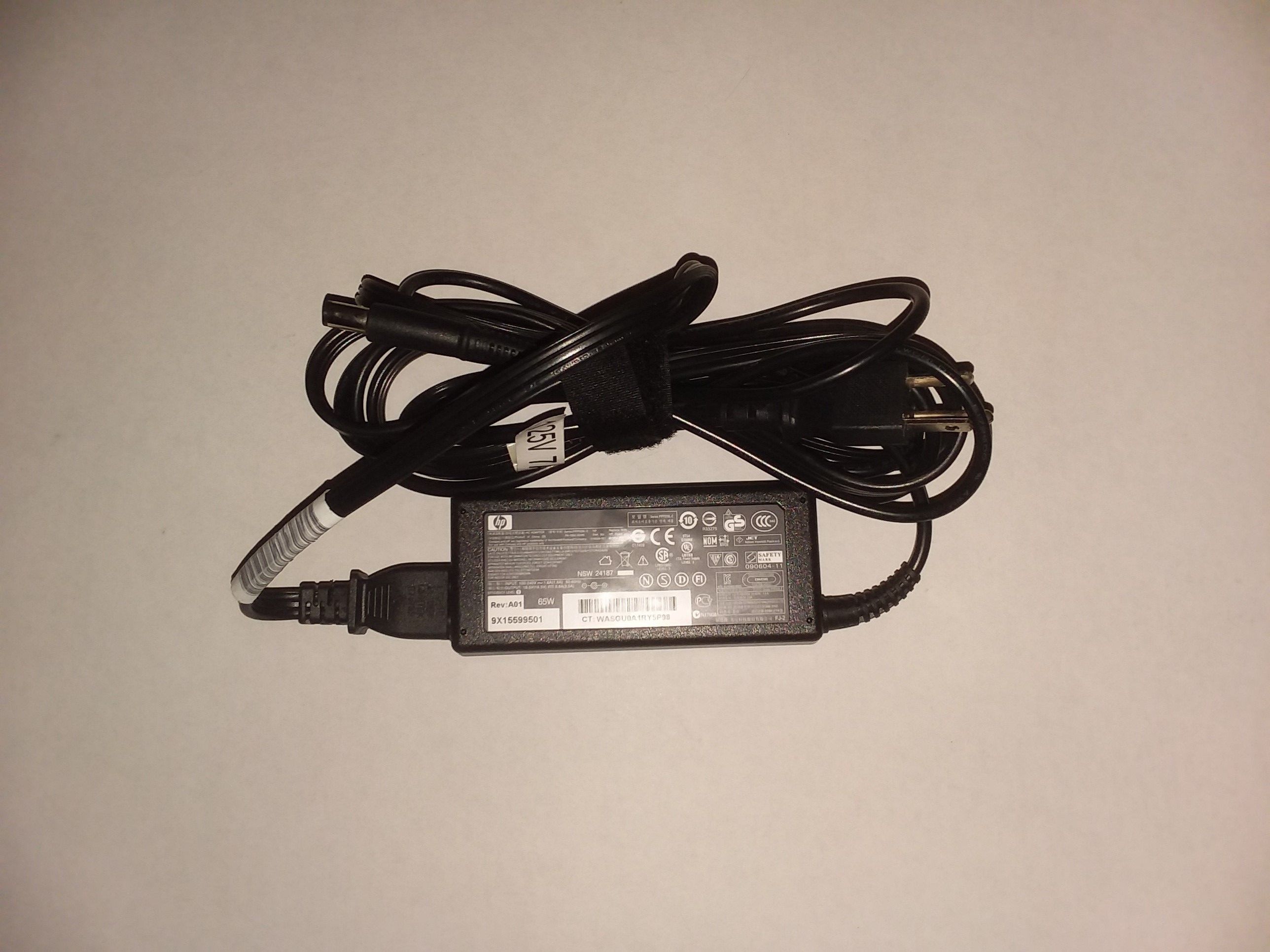 Compaq Presario CQ57 315NR charger