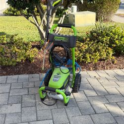 GREENWORKS PRO 2300 Max PSI Jettflow Machine Pressure Washer