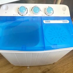 Mini washer dryer