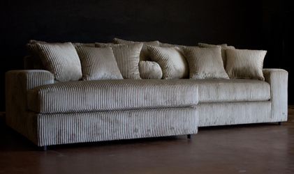 Sofa/couch Custom Made