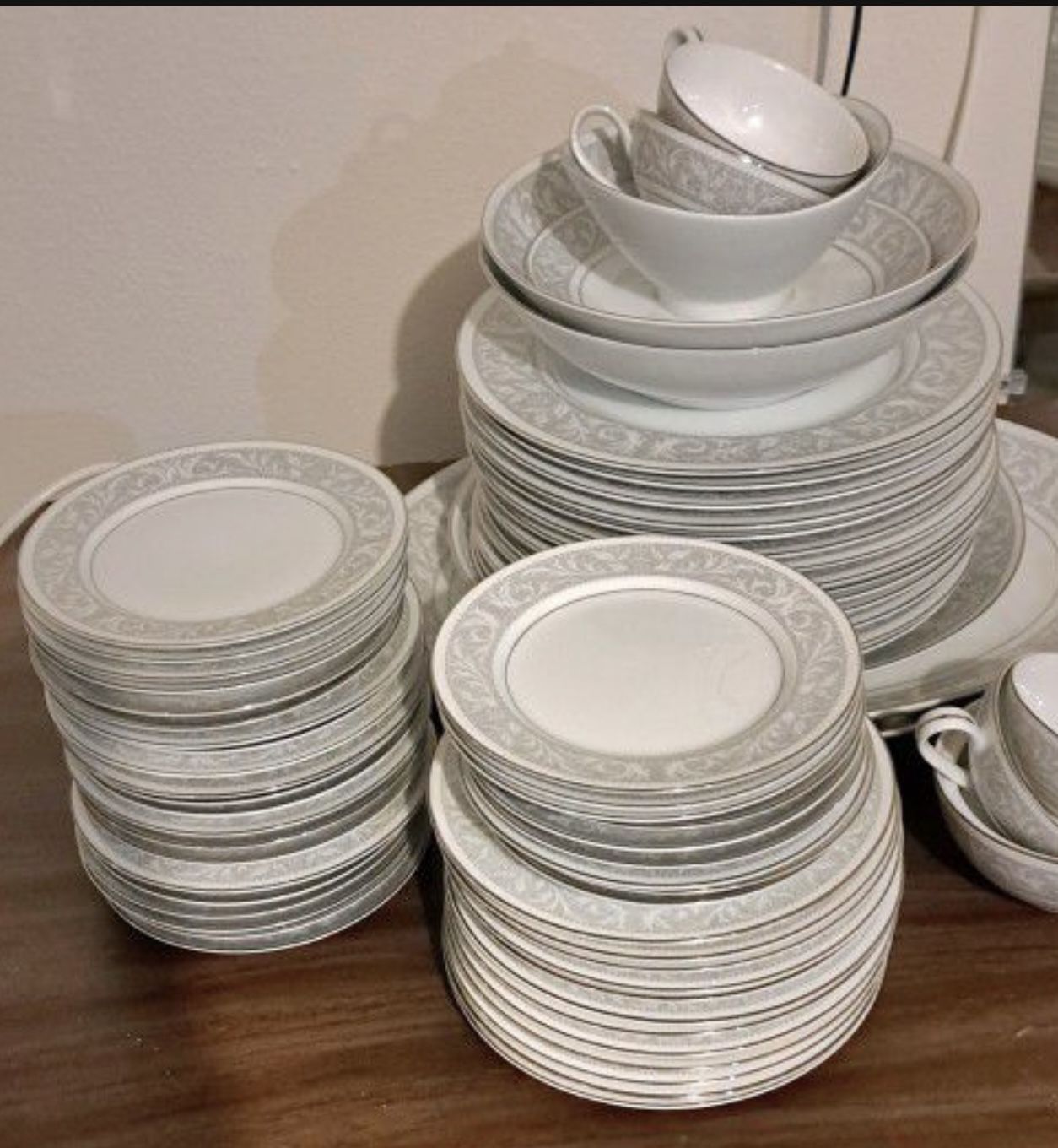 Plate Set