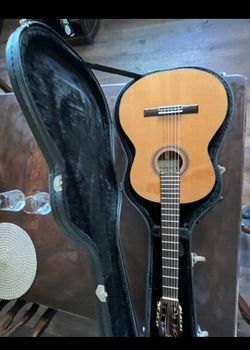 Cordoba c7 cd classical guitar.