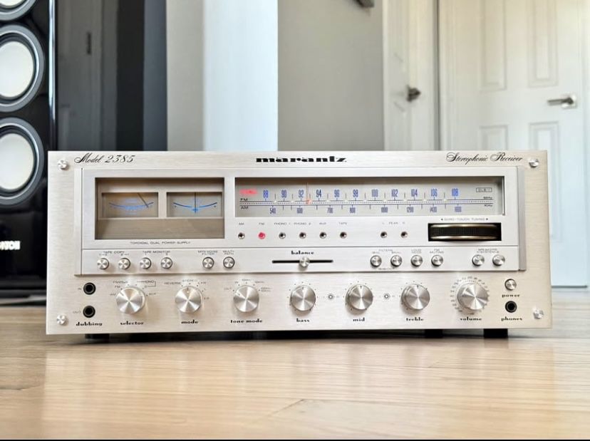Vintage Marantz Model 2385 Stereo Receiver