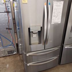 LG 28cu.ft 4 Door French Door Refrigerator