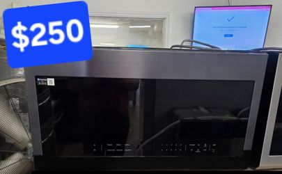 Samsung
Smart 2.1 cu. ft. 1000 W Matte Black Steel Over-the-Range Microwave with Auto Connectivity and SmartThings Cooking