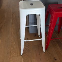 8 Bar Height Bar Stools - White 