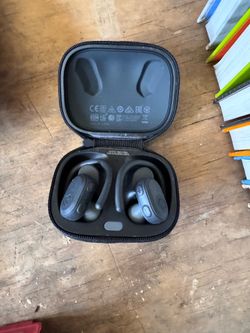 Skullcandy headphones
