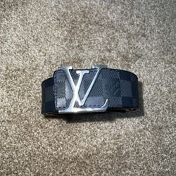 blue lv belt